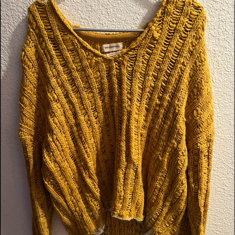 urban outfitters vneck knit sweater